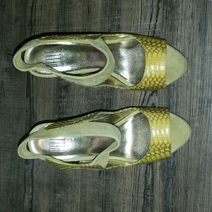 Pelle Moda heels